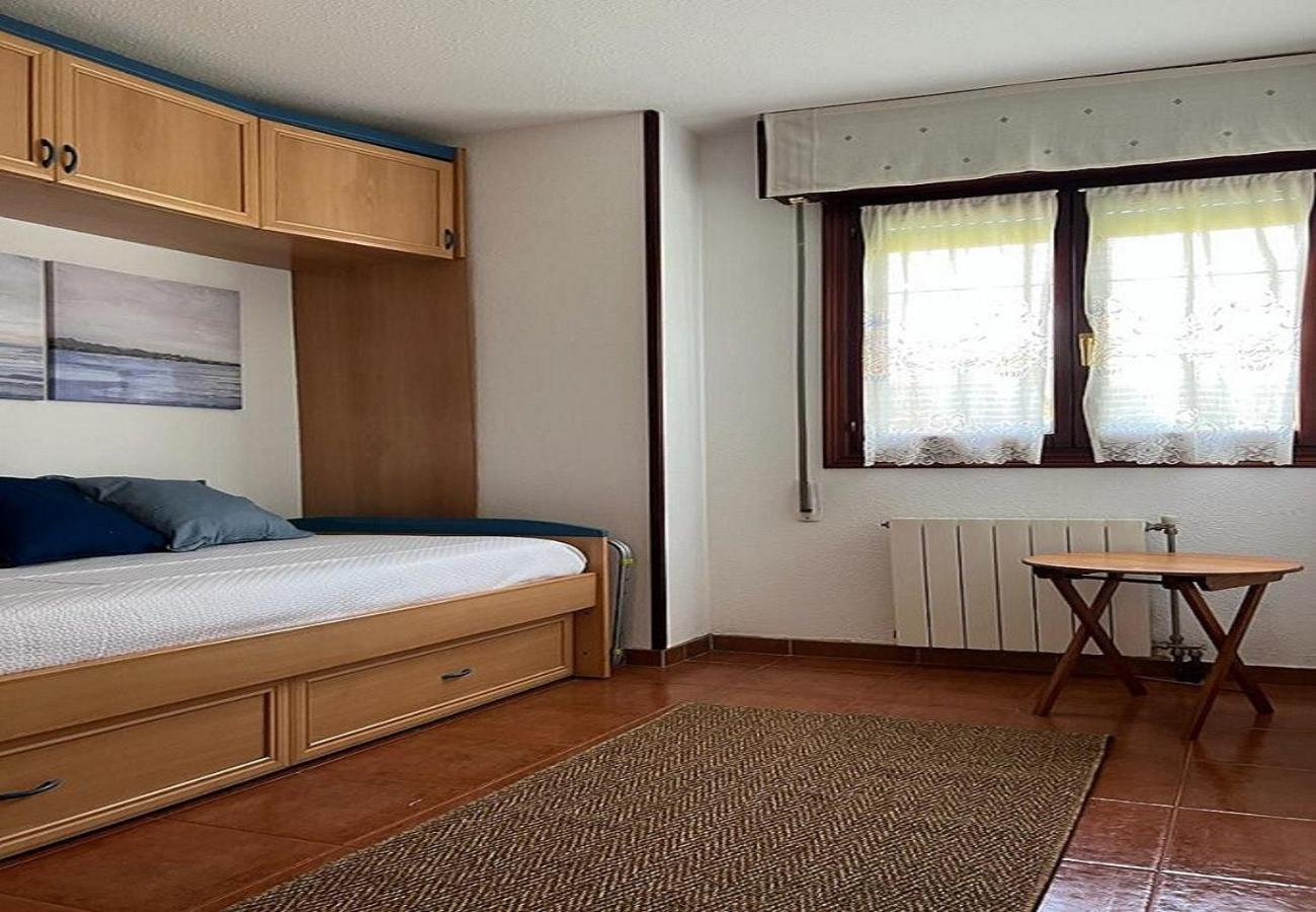 Apartamento Con Jardin Privado Mogro Las Dunas Bagian luar foto
